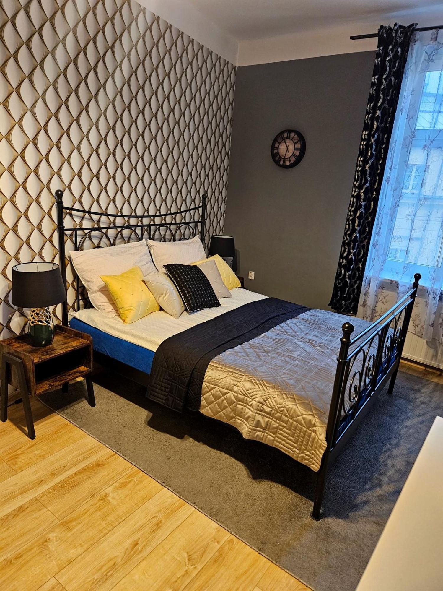 Sara -Mikolajska - Rynek - Netflix Hydromassage Apartment Krakow Exterior photo
